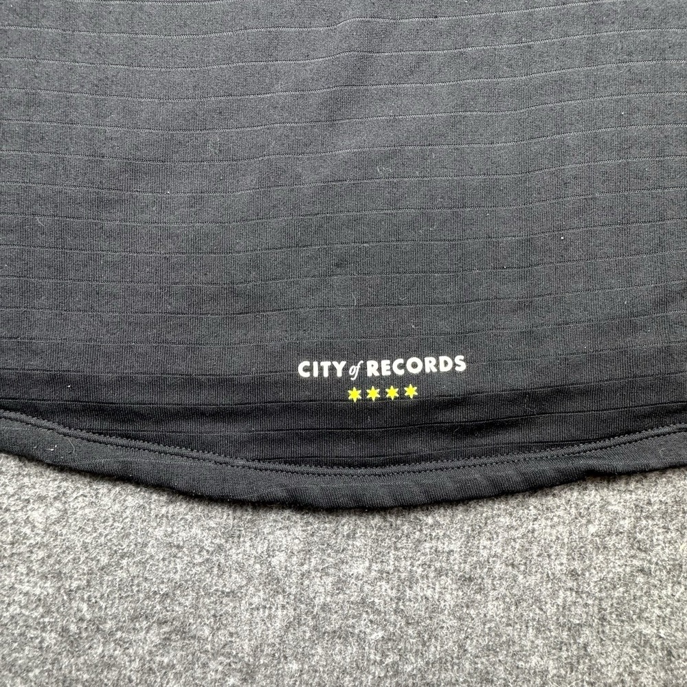 Nike Running Shirt Mens Small Black Therma Fit Waffle Pullover Chicago Marathon - Picture 9 of 16